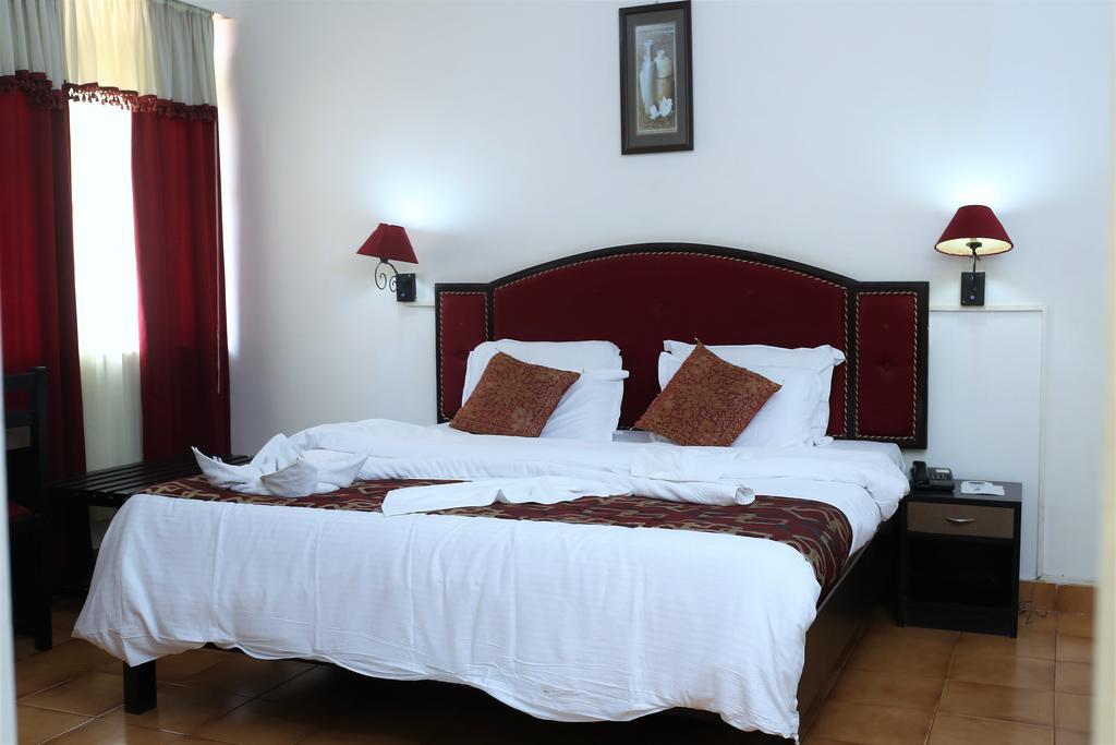 Alor Grande Holiday Resort Candolim Eksteriør billede